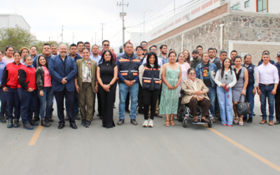 Entrega de obras en la Zona Industrial (Calle Aztecas, Yaquis y Oriente 6)